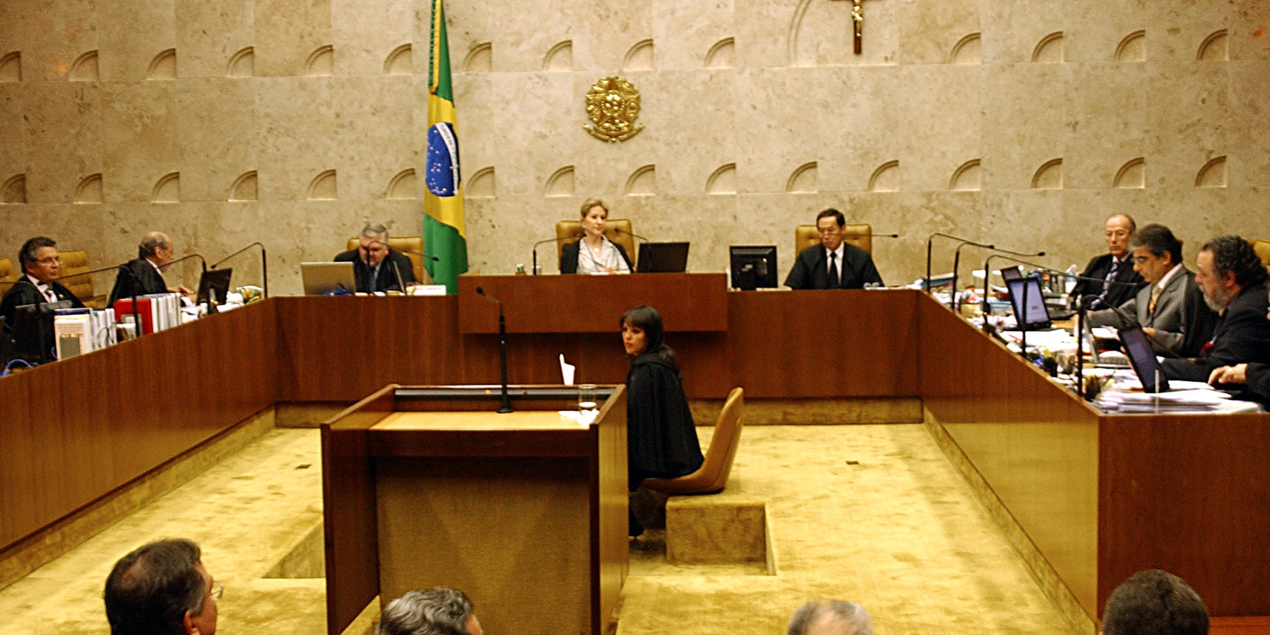 Court scene | LEGAL ADVICE